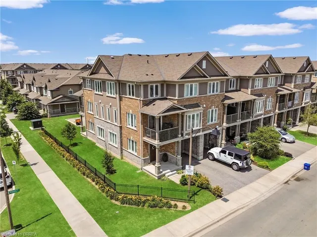 Additional image 2 of 99 Bloom Cres