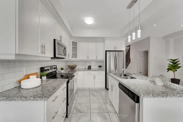 Additional image 8 of 98 Shoreview Pl Unit 18