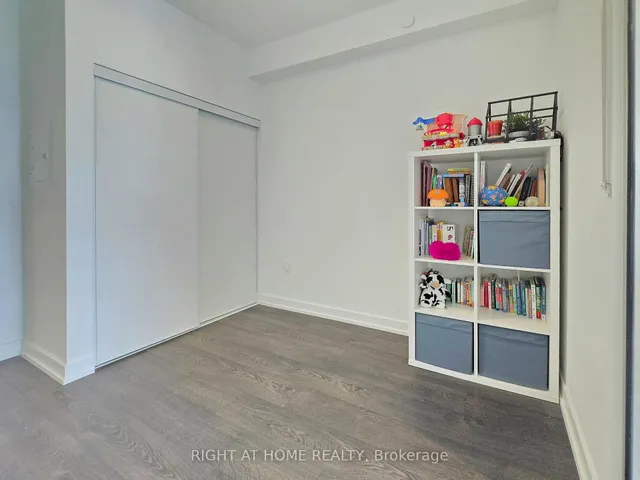 Additional image 10 of 8 Olympic Garden Dr Unit 1007