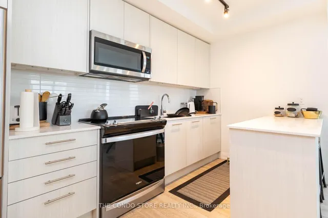 Additional image 12 of 286 MAIN St Unit 1408