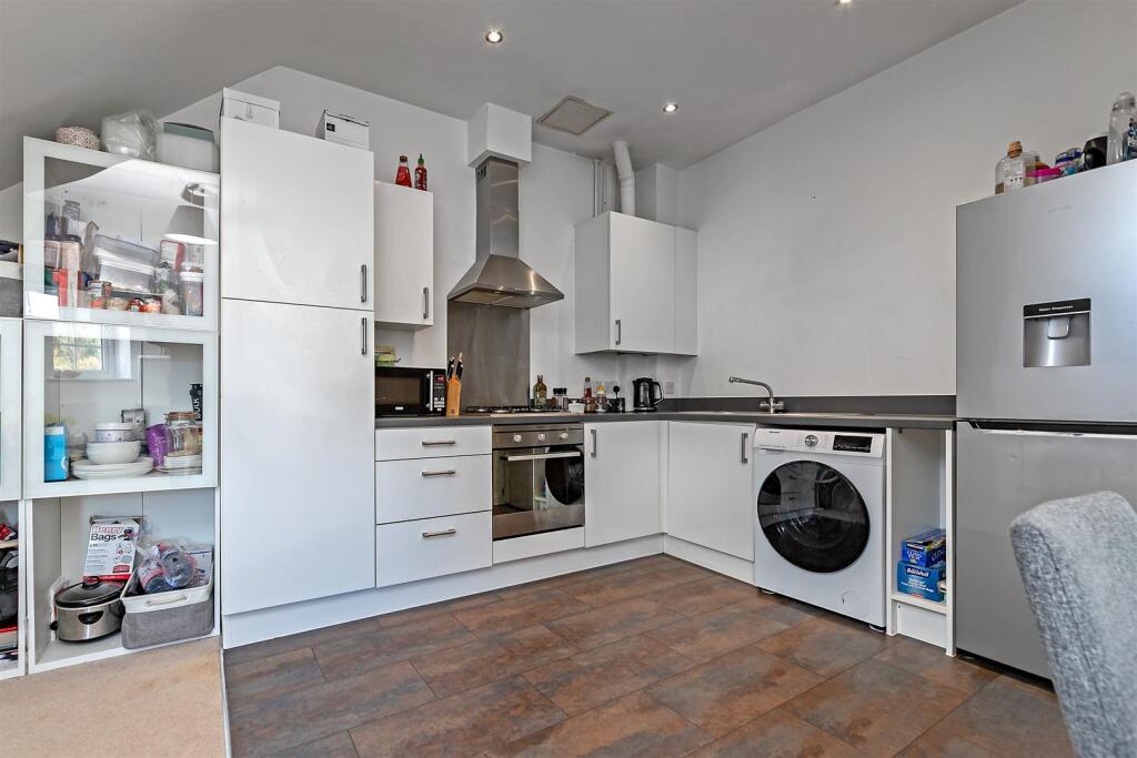 Additional image 5 of Millstone Way, Harpenden