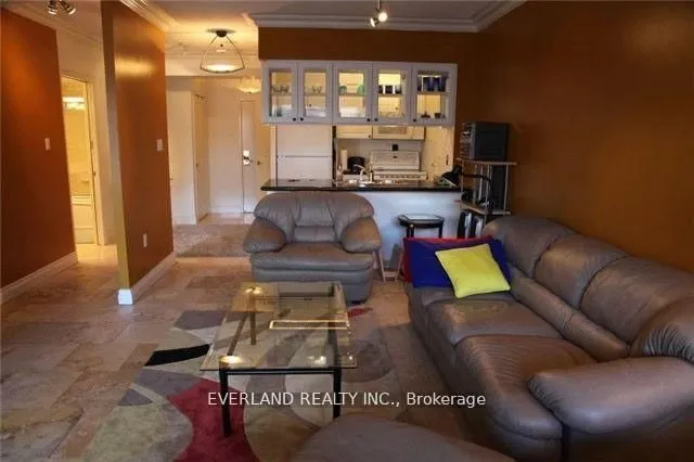 Additional image 7 of 887 Bay St Unit #708