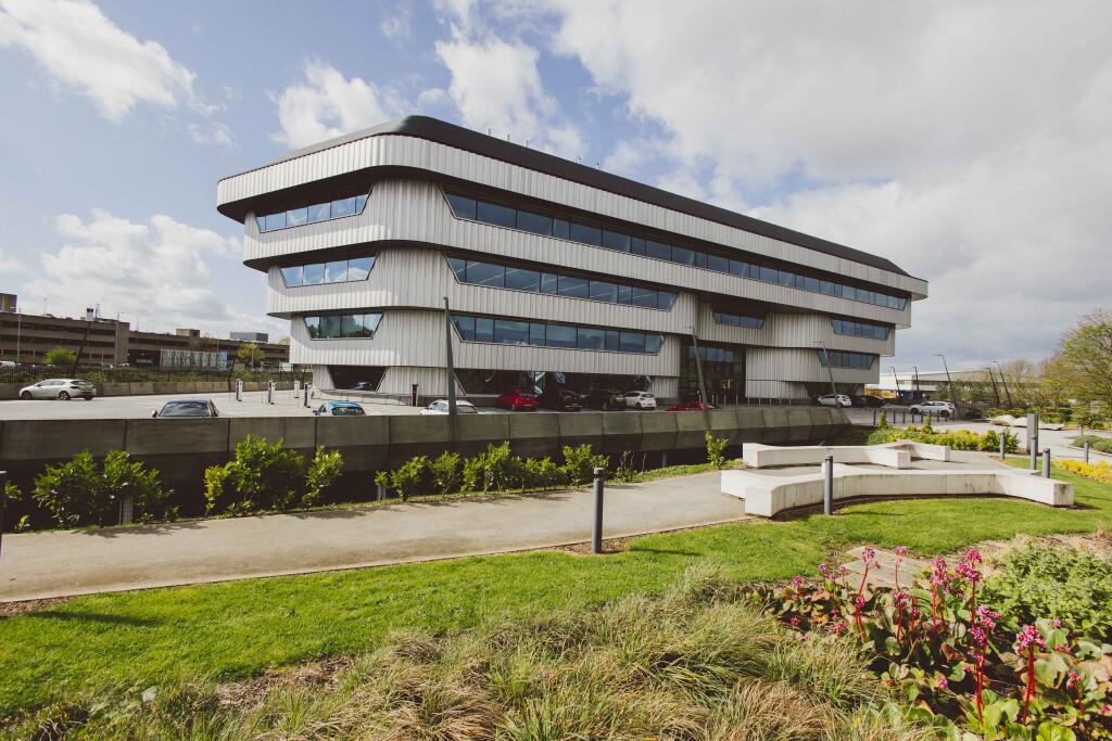 Additional image 4 of Elmdon Trading Estate, Bickenhill Lane, B37