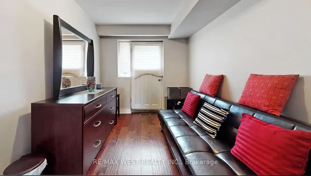 Additional image 22 of 12 Franson Cres