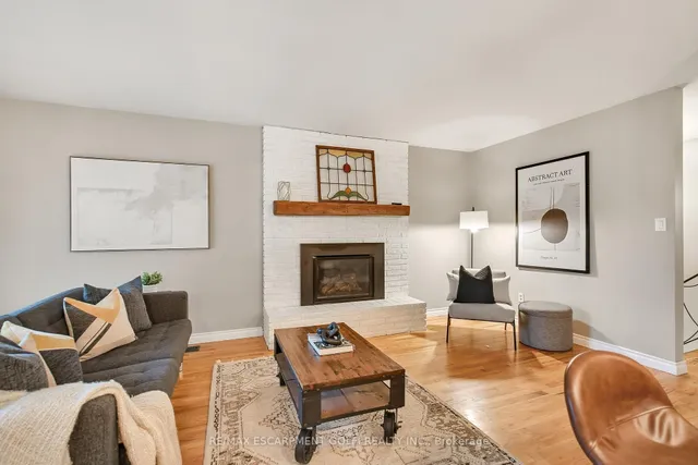 Additional image 9 of 31 Valecrest Ave