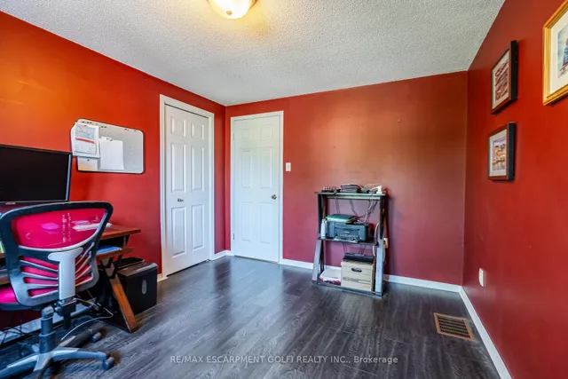 Additional image 23 of 1380 Treeland St