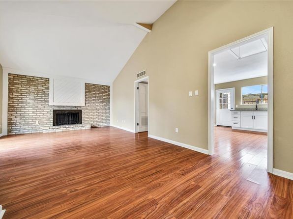 6401 Deihl Rd APT 901, Houston, TX 77092