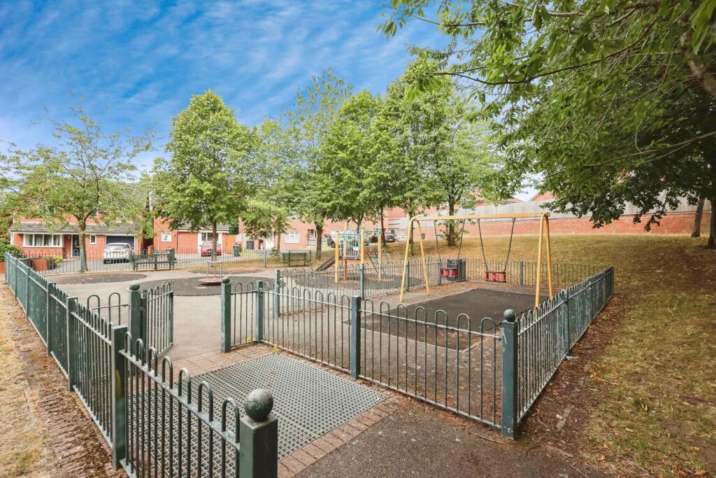 Additional image 19 of Mercia Drive, Birmingham, West Midlands, B14