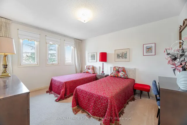 Additional image 29 of 23 Mossbank Dr