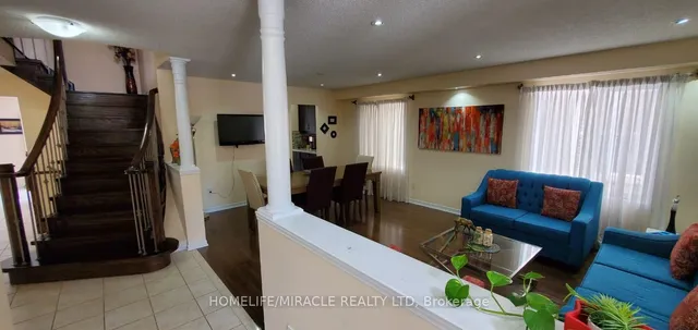 房产图片 3 - 28 Bramfield 街