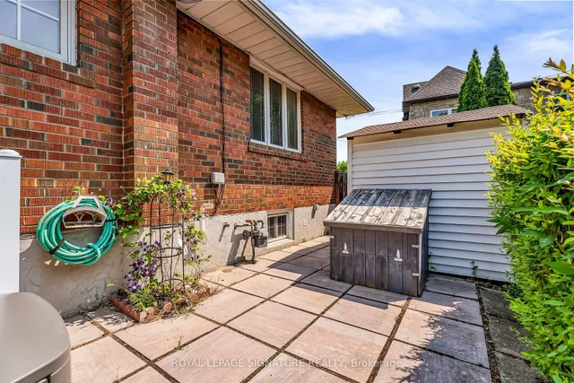 Additional image 41 of 18 Verlaine Pl