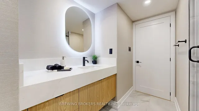 Additional image 26 of 85 Skymark Dr Unit 501