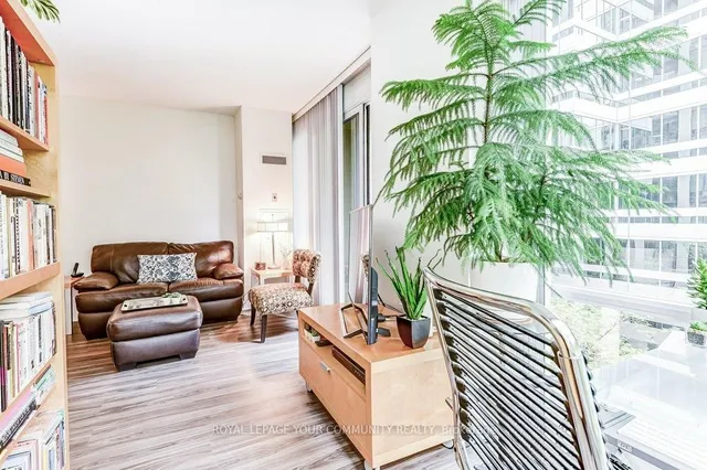 Additional image 12 of 85 Bloor St Unit 410