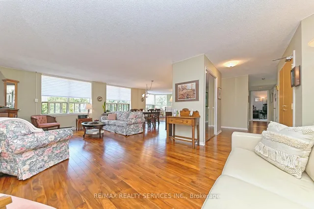 Additional image 6 of 58 church St Unit 402