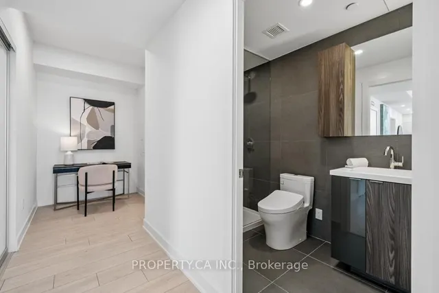 Additional image 17 of 35 Mercer St Unit 3708