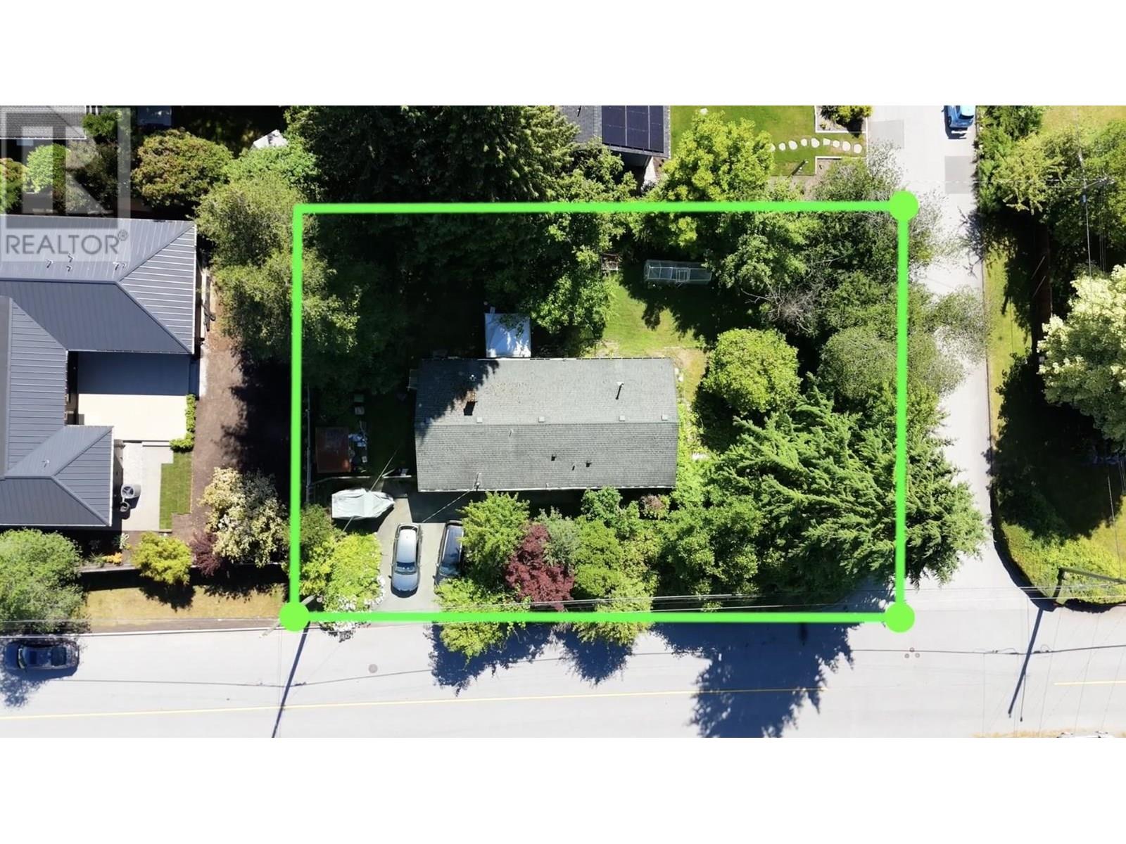 Property image for 2302 VIEWLYNN DRIVE|North Vancouver, British Columbia V7J2X1