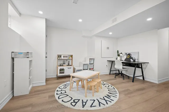 Additional image 26 of 1413 Farmstead Dr