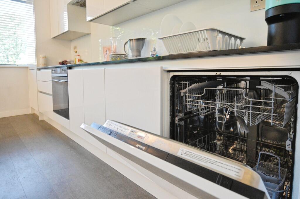 Additional image 4 of Everard Close, St Albans, AL1