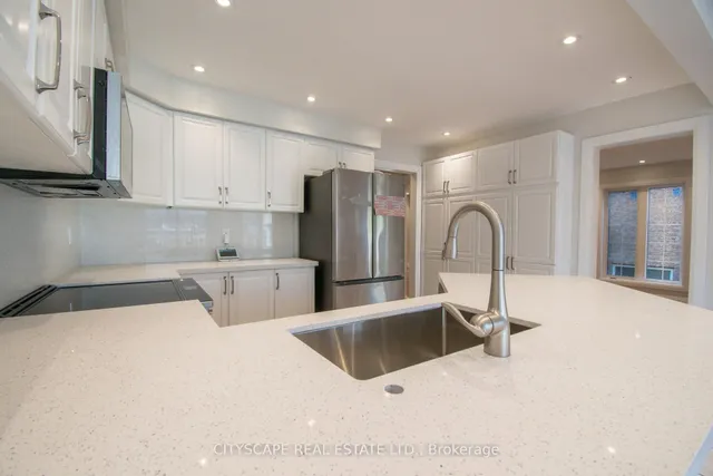 Additional image 10 of 43 Vintage Gate