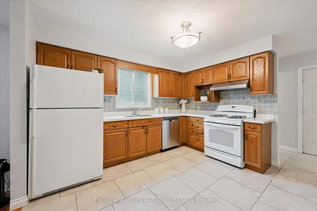 Additional image 13 of 63 Gregg Crt