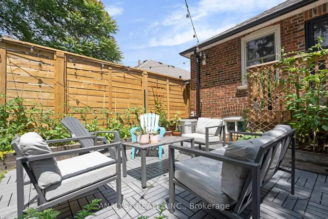 Additional image 43 of 42 Smithfield Dr