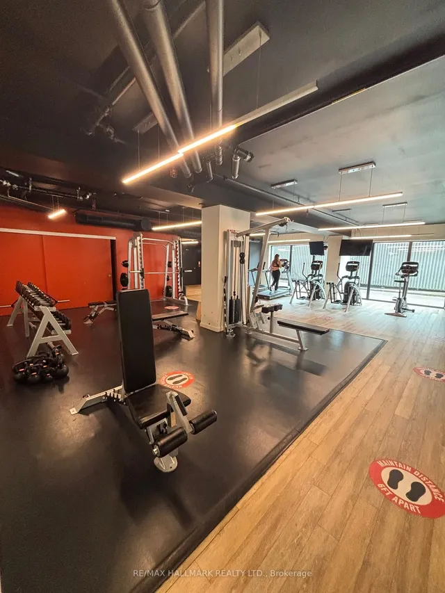 Additional image 11 of 383 Sorauren Ave Unit 209