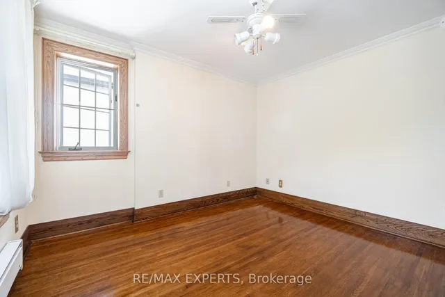 Additional image 38 of 121 Belsize Dr