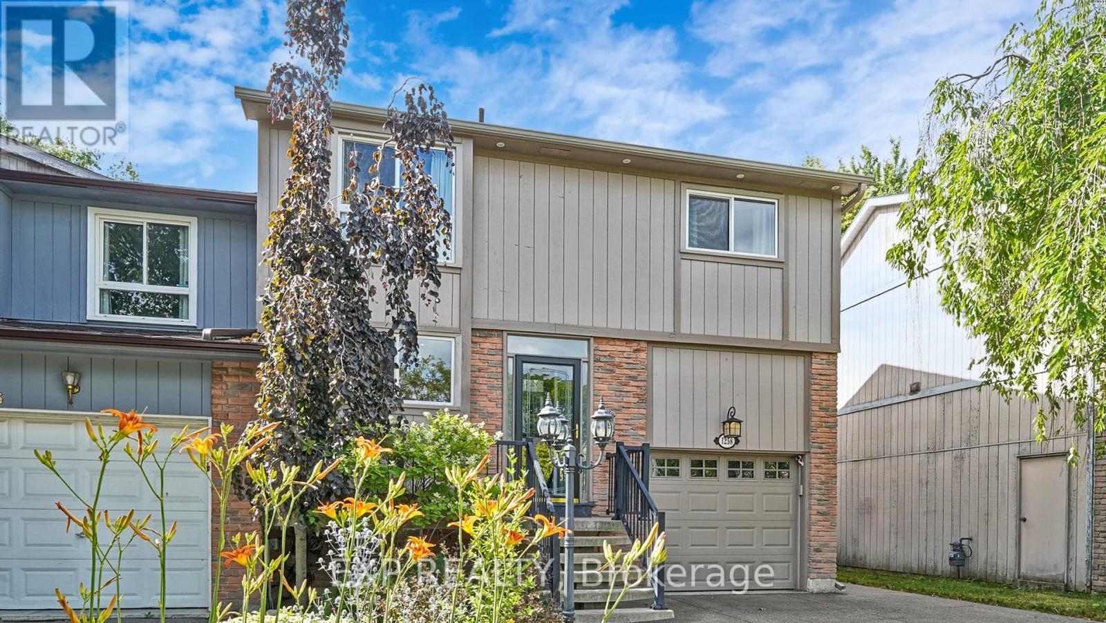 Primary image of 1258 CANBOROUGH CRESCENT|Pickering (Liverpool), Ontario L1V3L1
