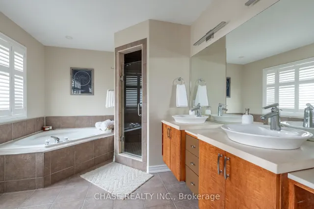 Additional image 28 of 63 Holkham Ave