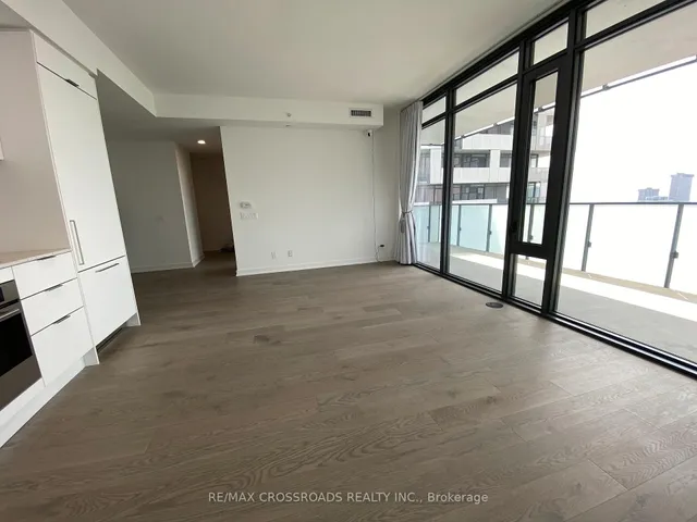 Additional image 11 of 20 Lombard St Unit 3510