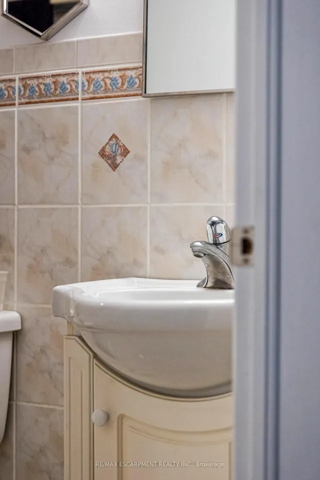 房产图片 20 - 8 Woodman Dr 单元805