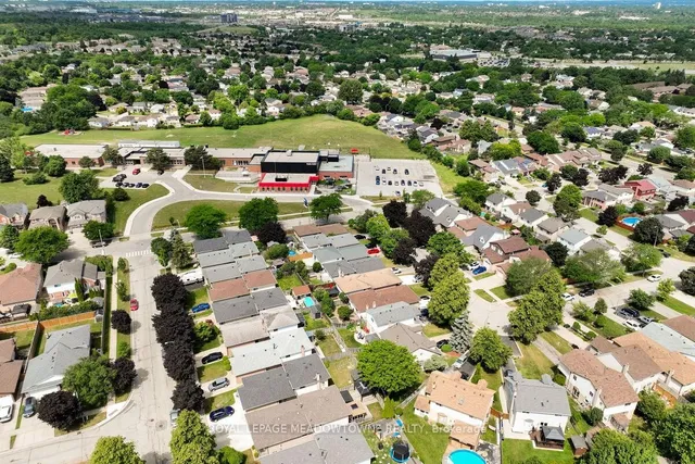 Additional image 49 of 3 Lyton Cres
