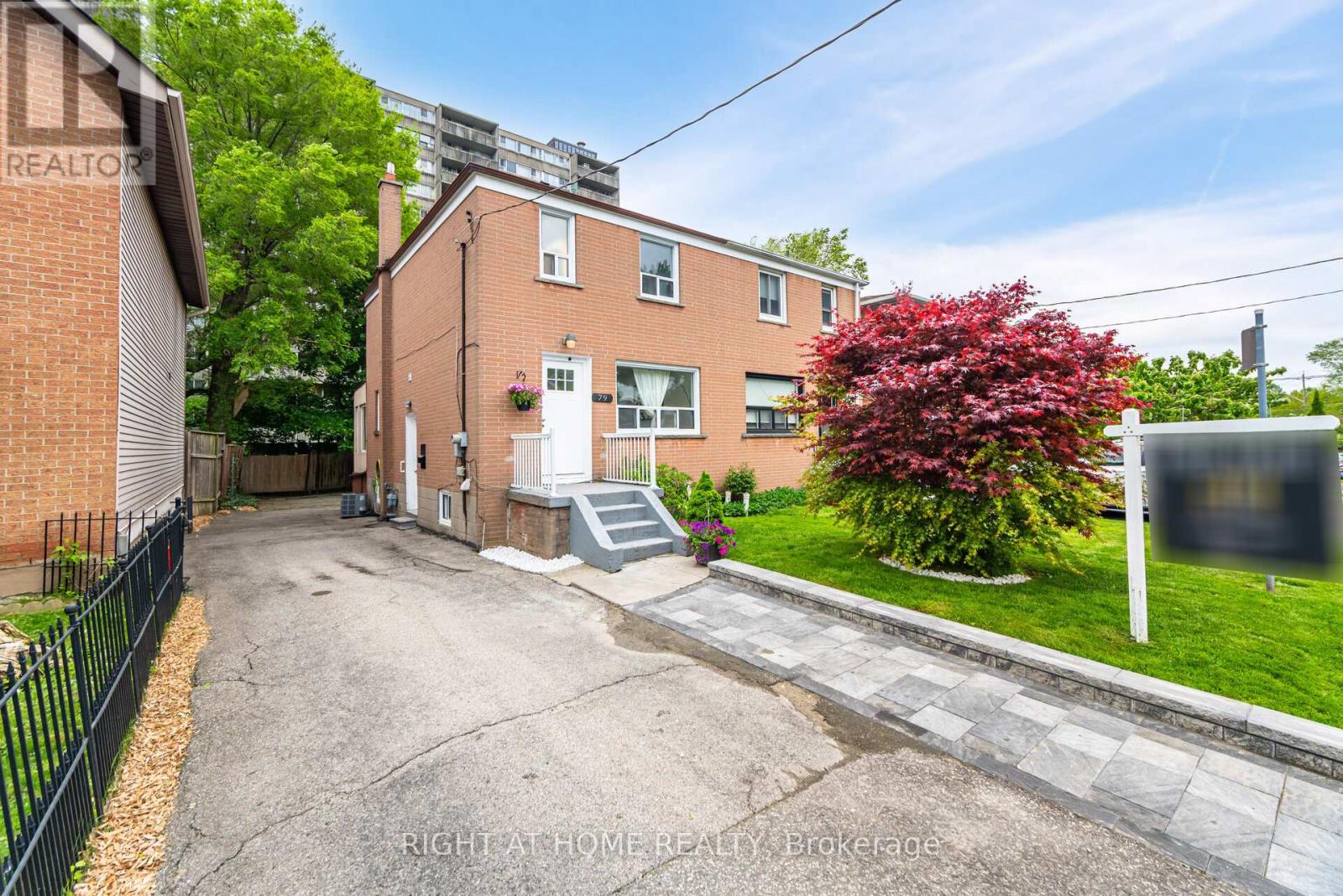79 CHAPMAN AVENUE|Toronto (O'Connor-Parkview), Ontario M4B1C6