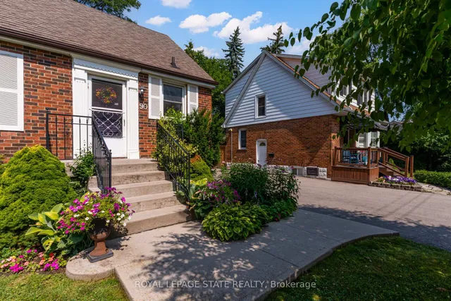 Additional image 3 of 90 Arcade Cres