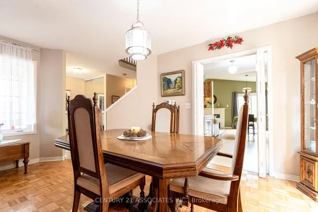 房产图片 16 - 5817 西德茅斯街