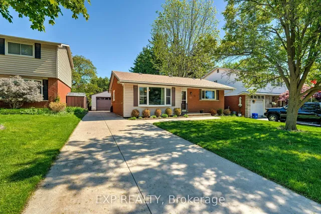 18 Darlington Dr