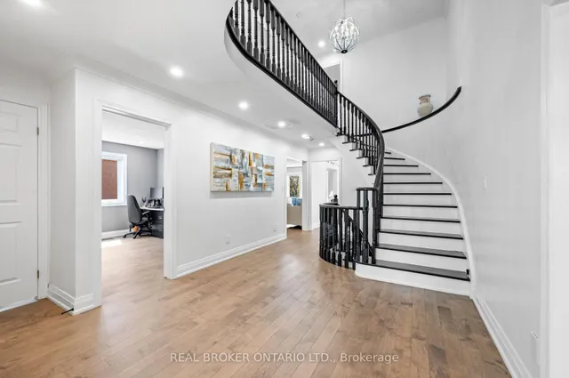 Additional image 8 of 4231 Highgate Cres