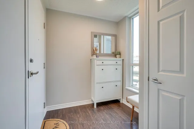 Additional image 3 of 228 Queens Quay Unit 702