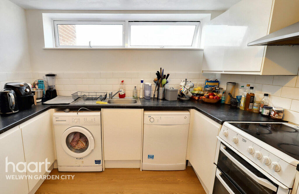 Additional image 11 of Town Centre, Hatfield