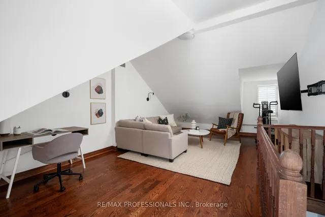 Additional image 38 of 20 Condor Ave