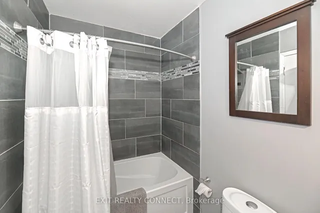 Additional image 23 of 7 Mandarin Cres