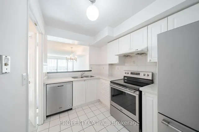 Additional image 10 of 8 Lee Centre Dr Unit 1707