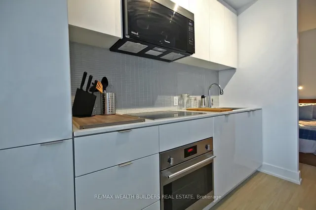Additional image 14 of 7 Grenville St Unit 1108