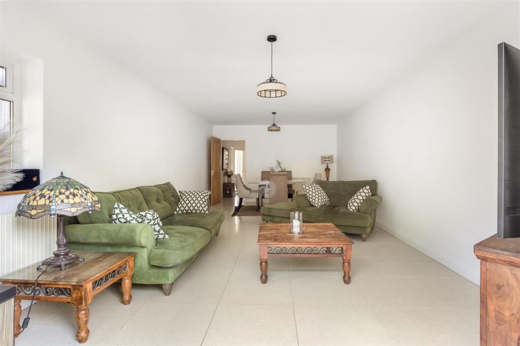 Additional image 3 of The Grove, Brookmans Park