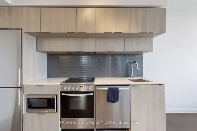 Additional image 8 of 181 Dundas St Unit 3801