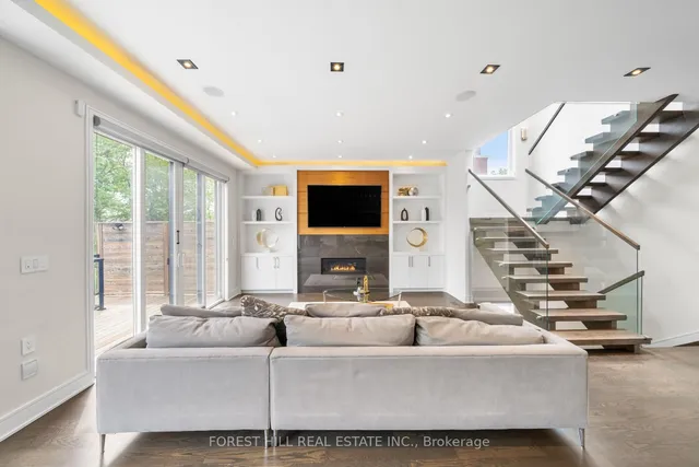 Additional image 11 of 211 Johnston Ave