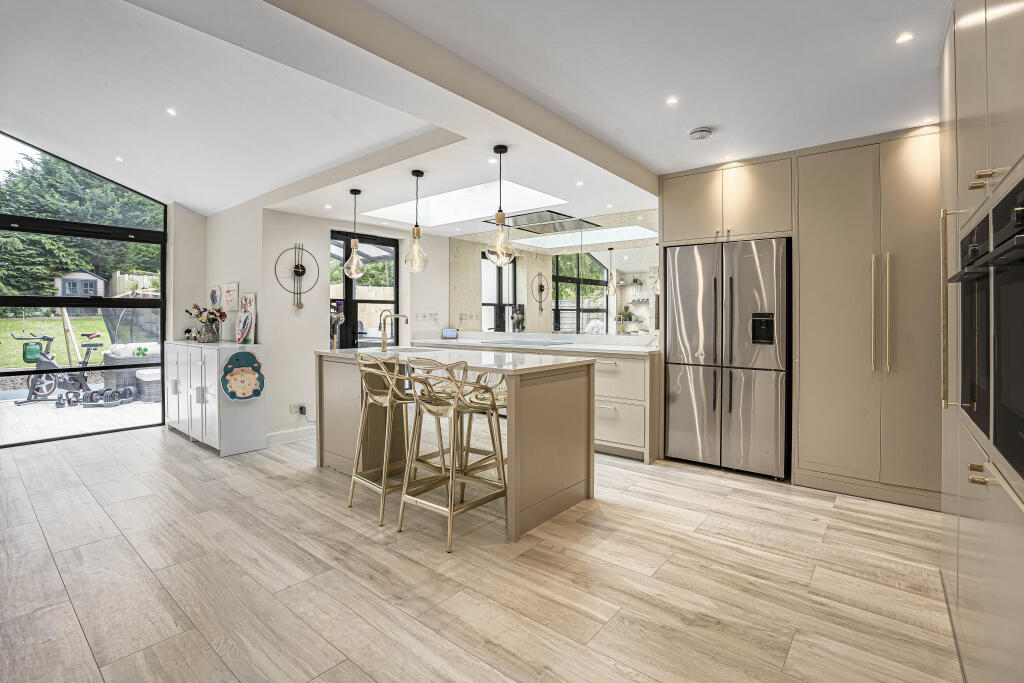 Additional image 11 of Watling Street, St Albans, AL1