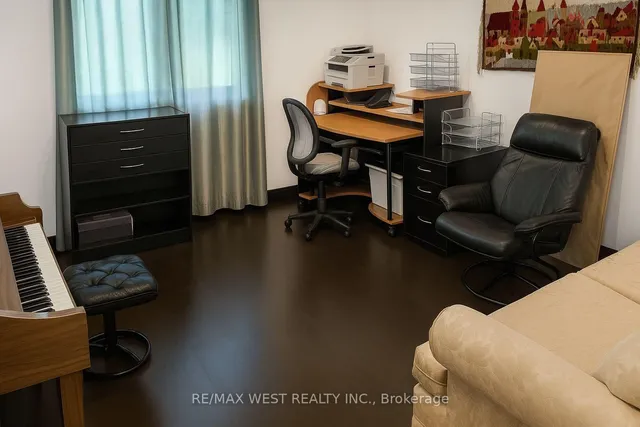 Additional image 15 of 4256 Petersburg Cres