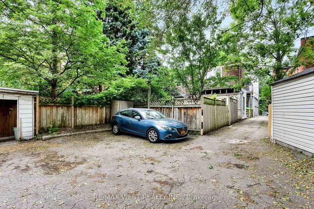 Additional image 43 of 39 Melbourne Ave