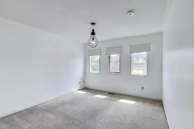 Additional image 29 of 59 Adirondack Cres